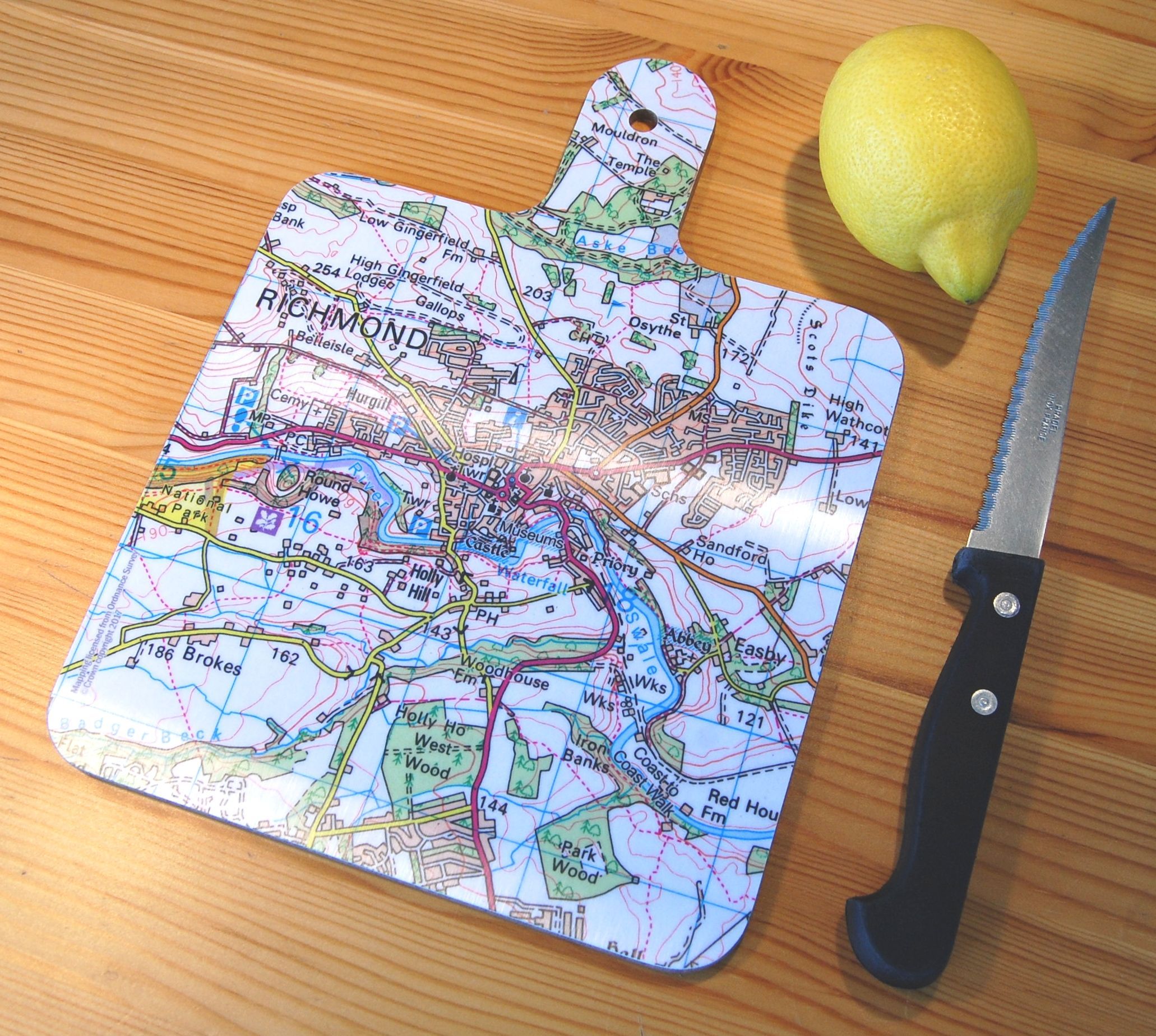 Melamine home and kitchenware - trays, coasters, placemats, chopping boards and fridge magnets